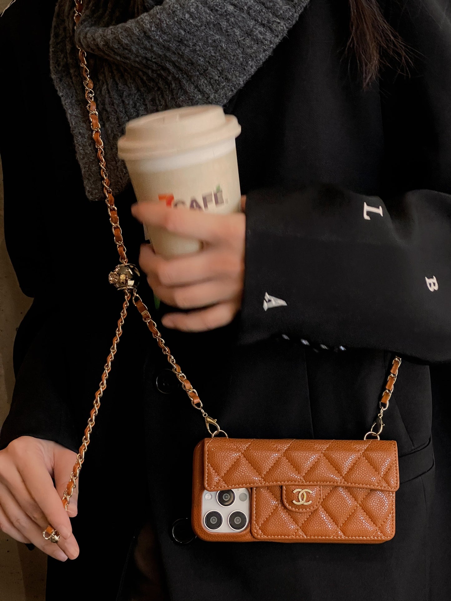 Luxe portemonnee iPhone -hoesje met hand /crossbody -keten