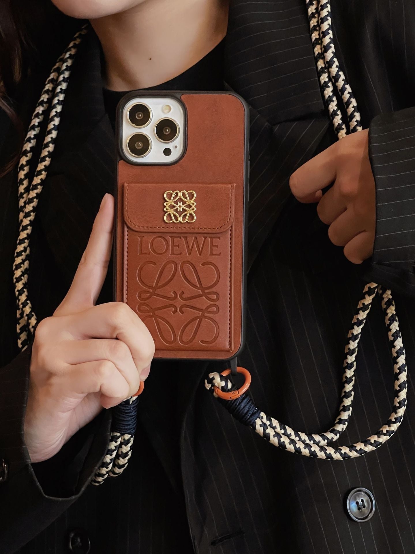 Custodia per iPhone in pelle con supporto per schede loe