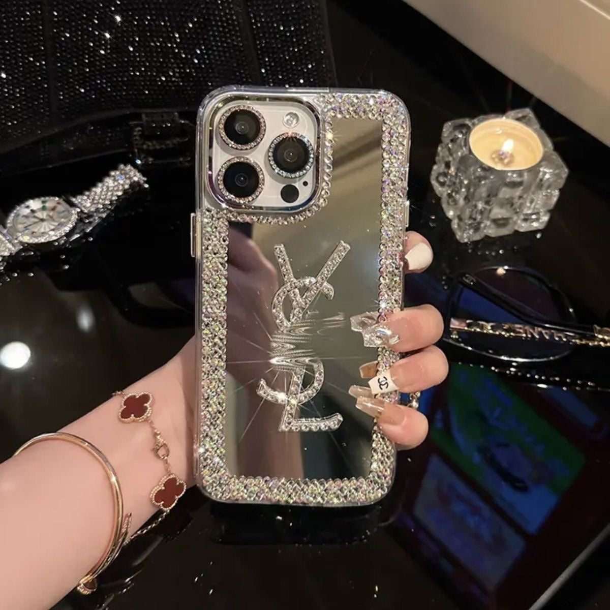 Okouzlující pouzdro na iPhone Beauty Mirror - Makeup & Style na cestách!