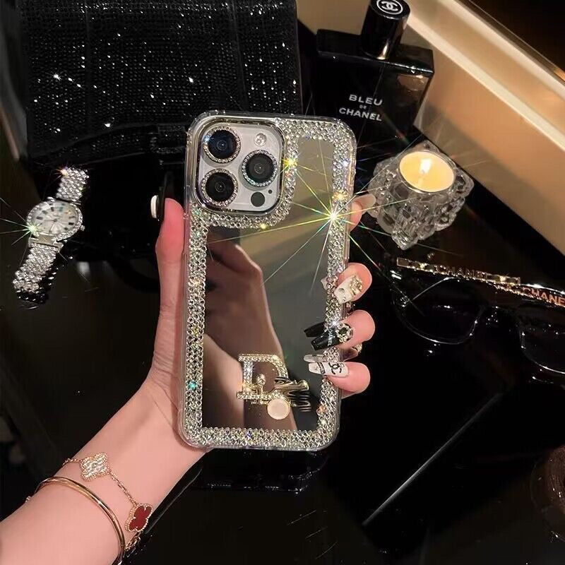 Okouzlující pouzdro na iPhone Beauty Mirror - Makeup & Style na cestách!