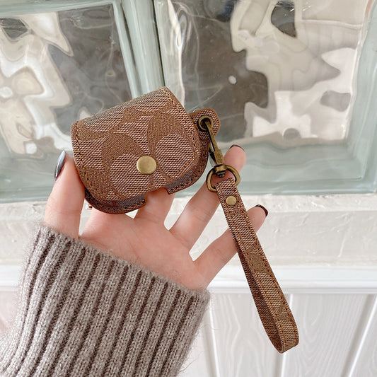 Skórzany trener Airpods Case Brown-CC231215