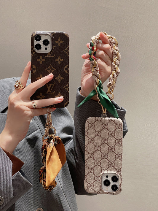 Pouzdro na iPhone Lou Silk Wristband