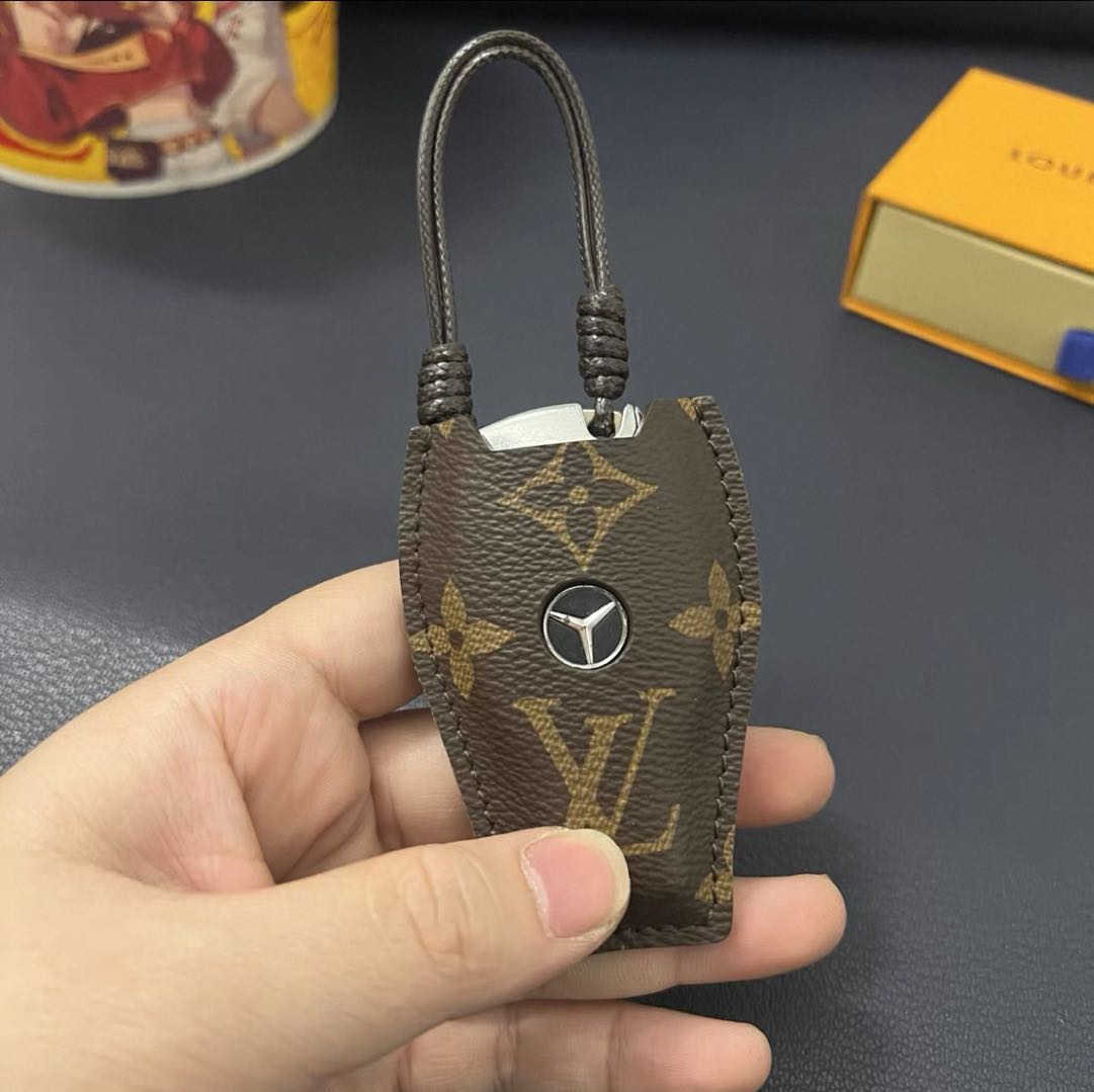 Luxury Leather Smart Key Cover  🚗✨
