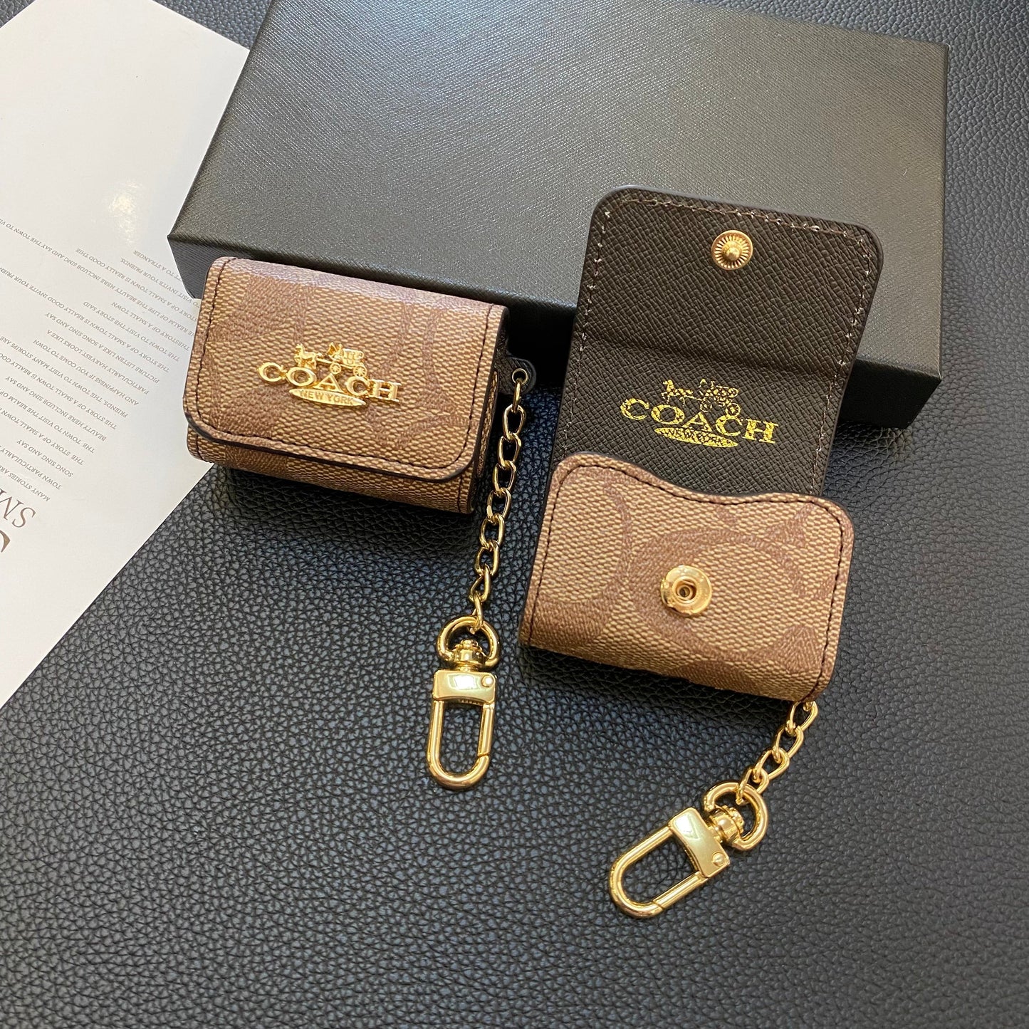Antrenor de lux AirPods cutii maro deschis-LGK240425