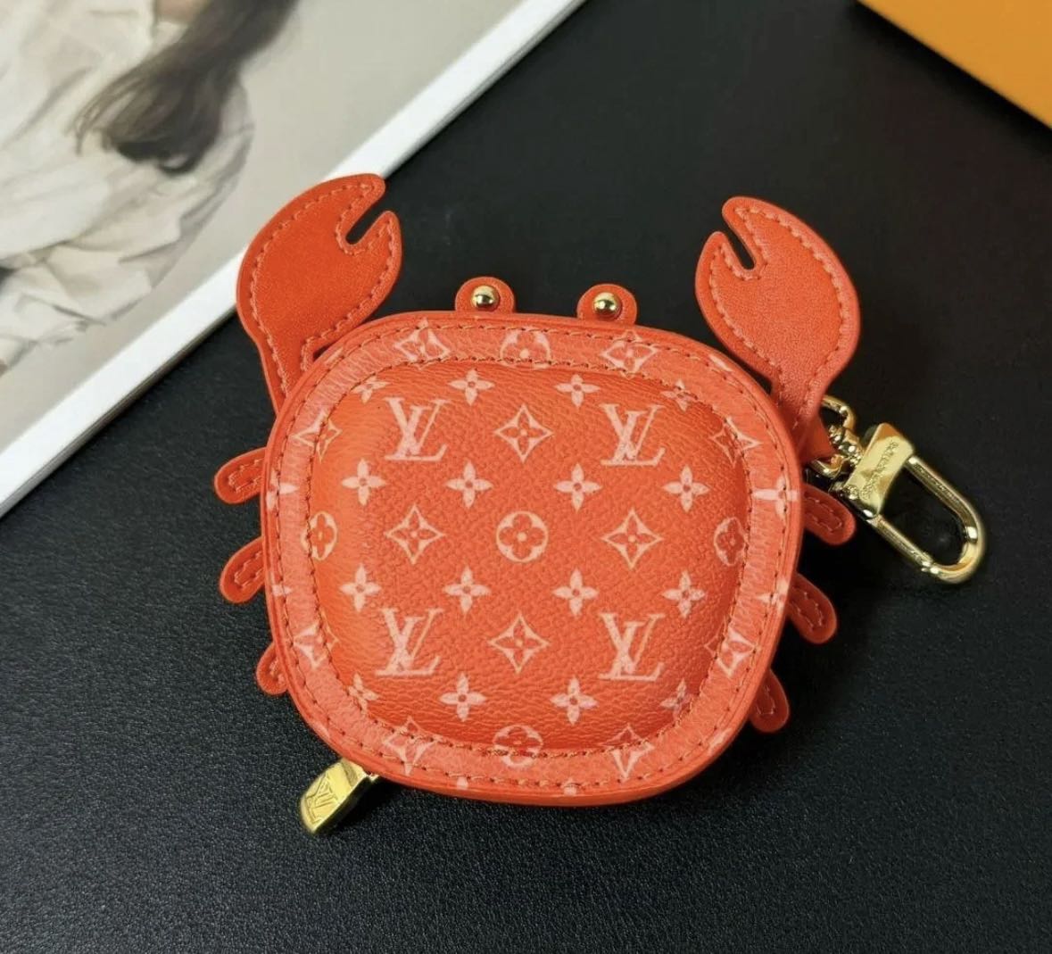 Luxury Mini Pouch – Earphone & Accessory Organizer