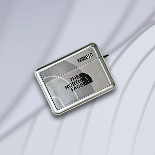 Odblaskowy przypadek AirPods | TNF srebro